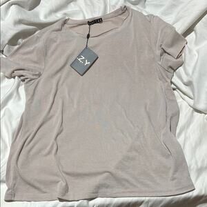 COZY L Women's Beige Short Sleeve Tee boxy style NWT